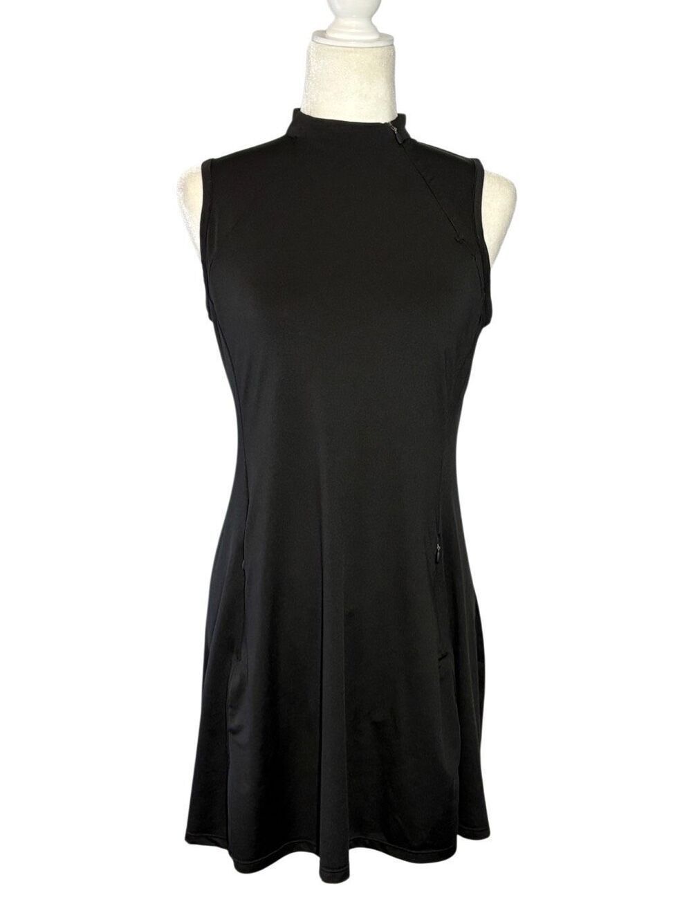 Tee Time sleeveless black high neck golf dress - M